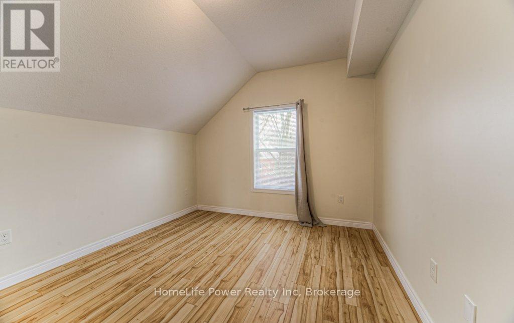 67 Wellington Street N, Kitchener, Ontario  N2H 5J5 - Photo 24 - X11960382