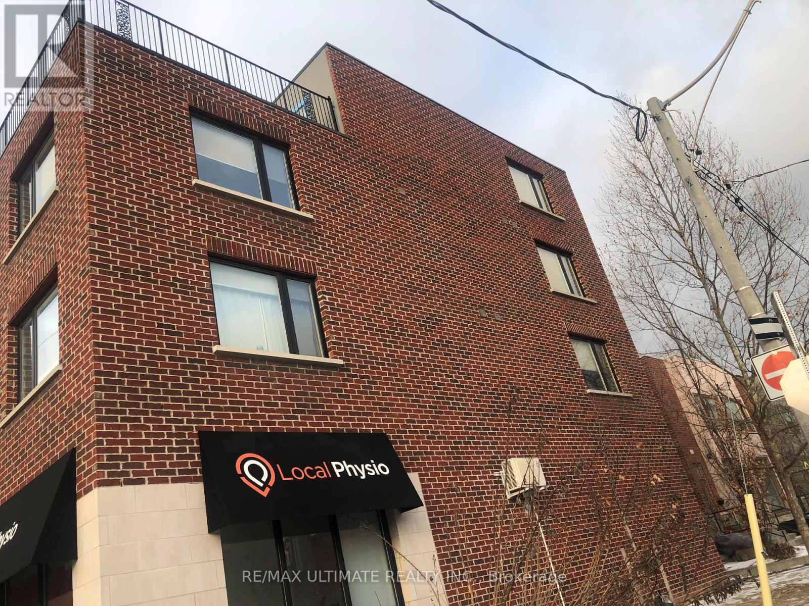 255 Christie Street, Toronto, Ontario  M6G 3B9 - Photo 4 - C11960357