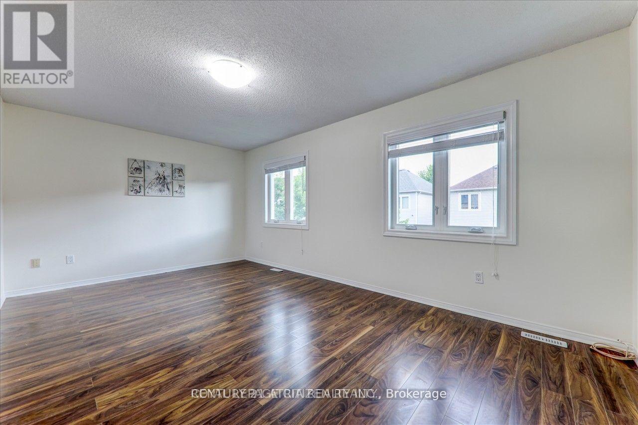 Upper - 24 Holloway Road, Markham (Cedarwood), Ontario  L3S 4P2 - Photo 15 - N11960417