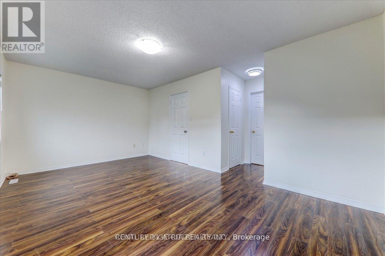 Upper - 24 Holloway Road, Markham (Cedarwood), Ontario  L3S 4P2 - Photo 16 - N11960417