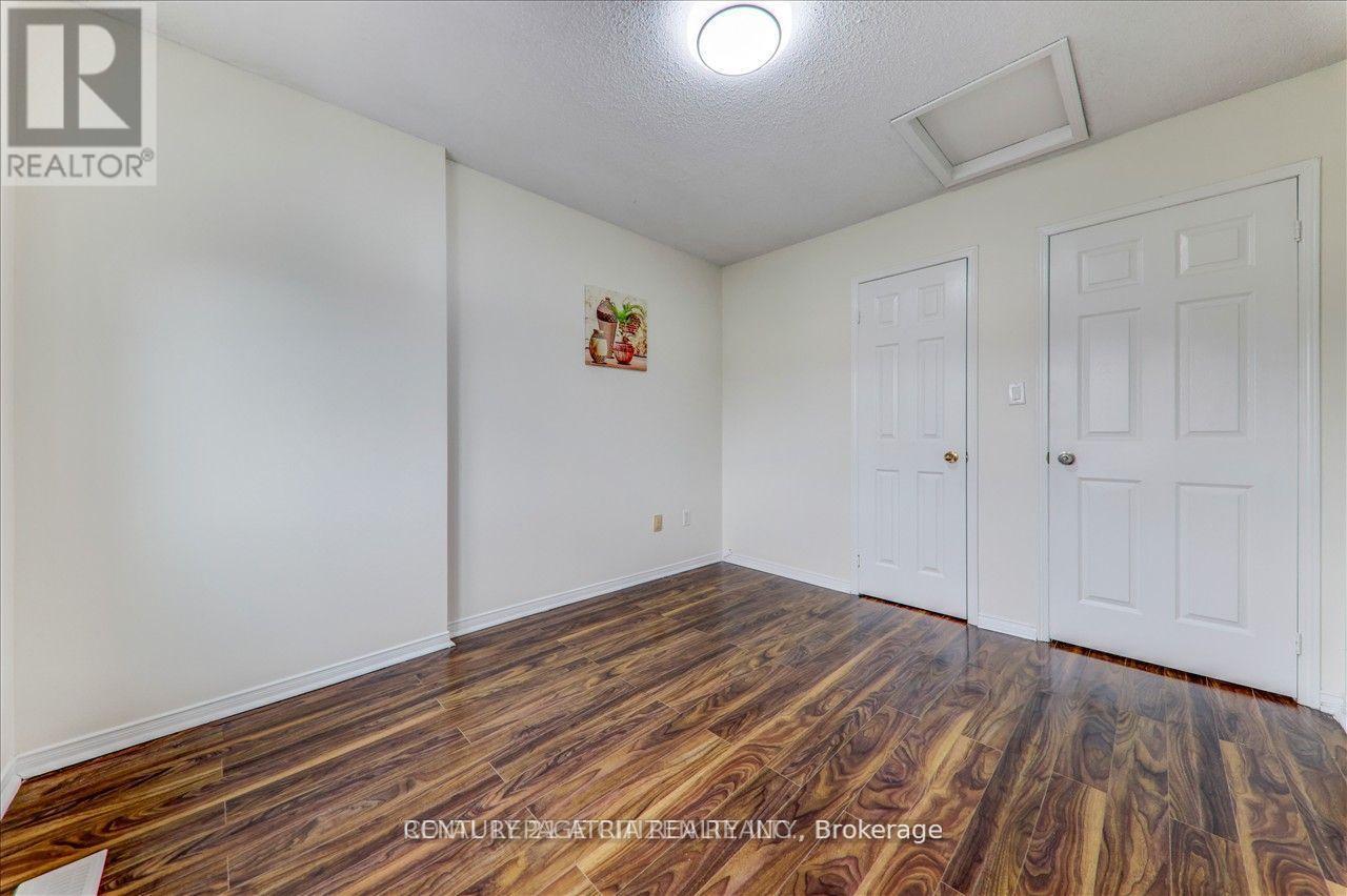 Upper - 24 Holloway Road, Markham (Cedarwood), Ontario  L3S 4P2 - Photo 21 - N11960417