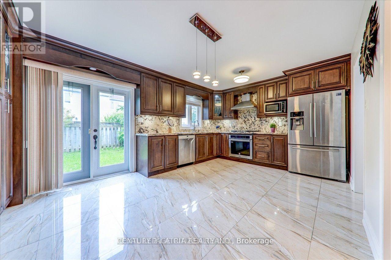 Upper - 24 Holloway Road, Markham (Cedarwood), Ontario  L3S 4P2 - Photo 8 - N11960417