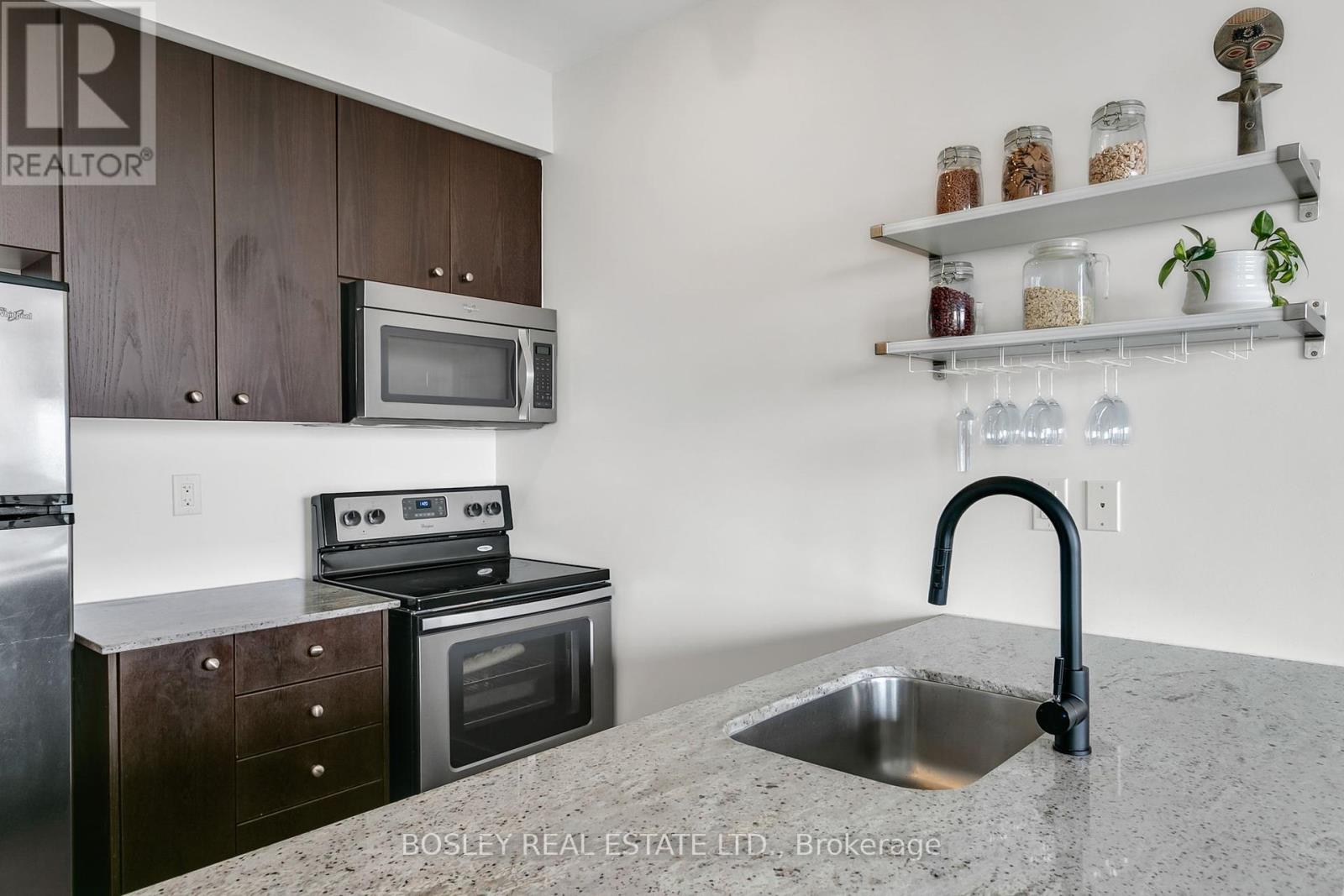 608 - 5101 Dundas Street W, Toronto (Islington-City Centre West), Ontario  M9A 1C1 - Photo 11 - W11960425
