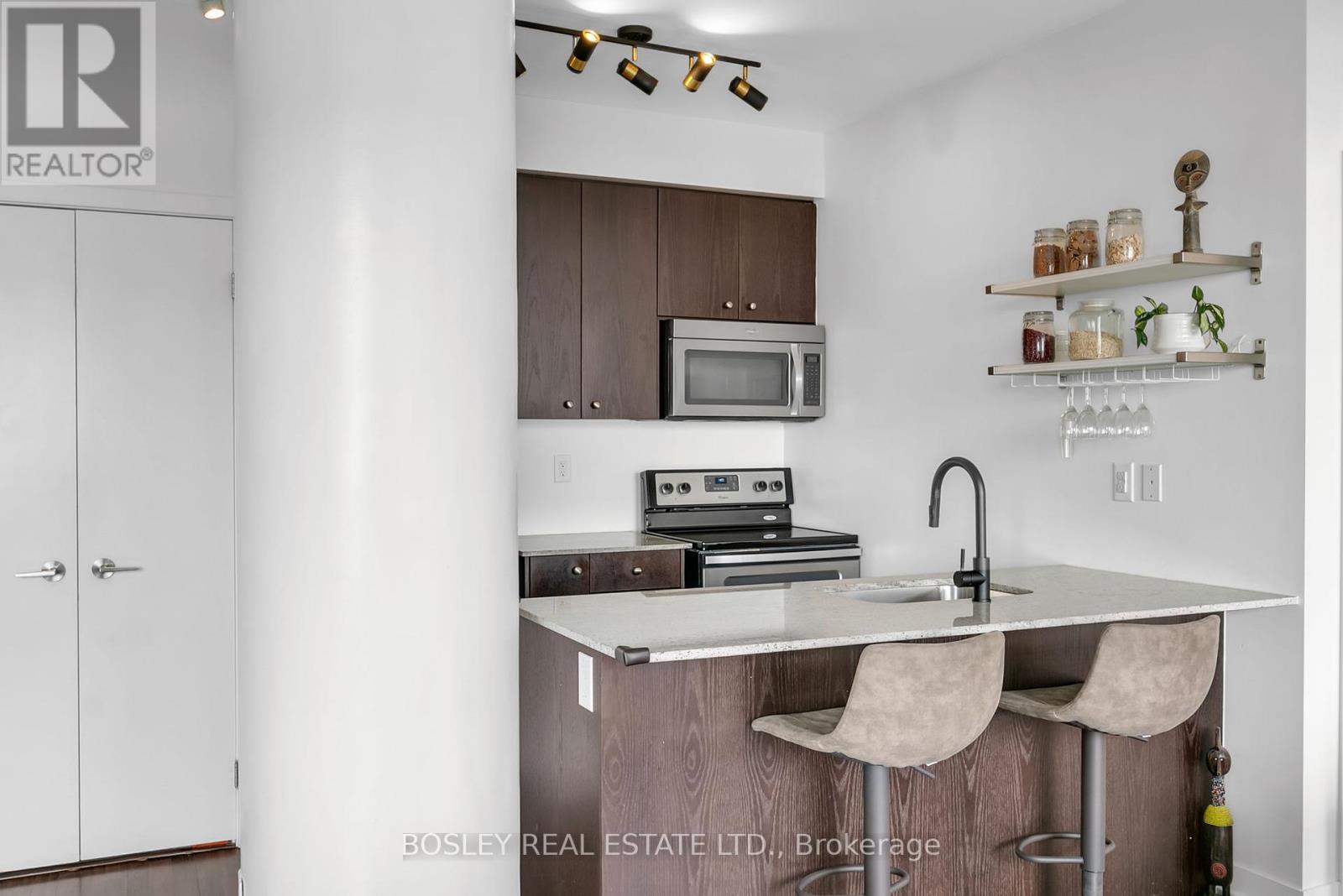 608 - 5101 Dundas Street W, Toronto (Islington-City Centre West), Ontario  M9A 1C1 - Photo 9 - W11960425