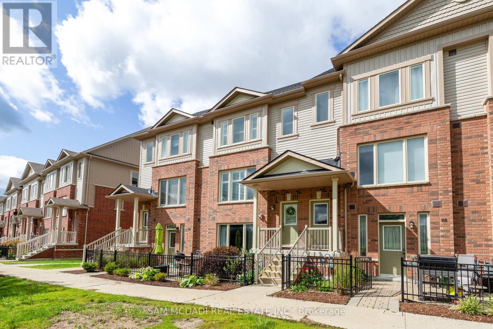Property at 156 WATSON PARKWAY N image 3