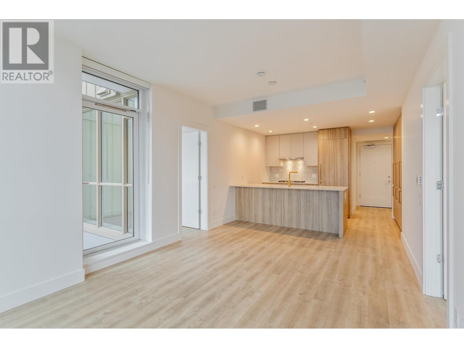 1004 2375 Emery Court, North Vancouver, British Columbia  V7J 0E9 - Photo 5 - R2959530