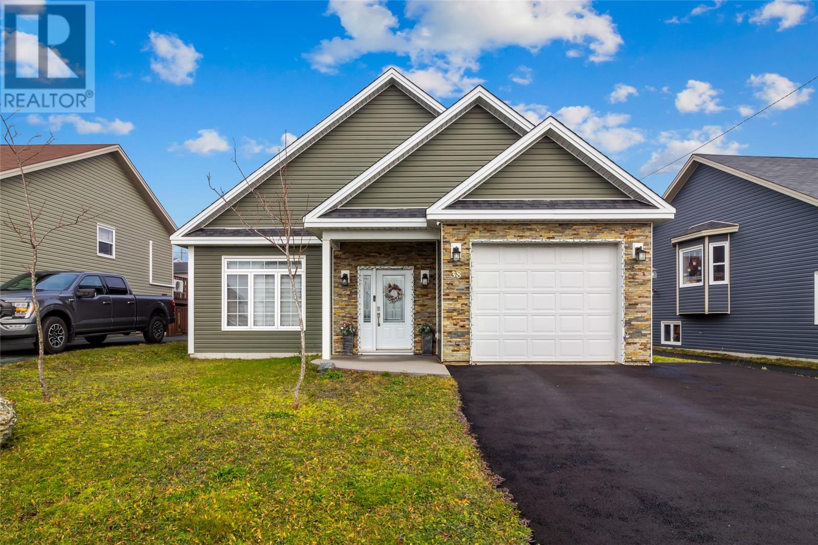 38 Paddy Kay Drive Paradise Newfoundland & Labrador Canada A1L4B1, for Sale, residential, Haris Barki, Keller Williams Platinum Realty