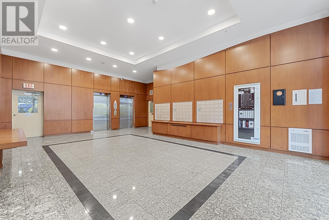 Listing Picture 2 of 21 : 305 2733 CHANDLERY PLACE, Vancouver / 溫哥華 - 魯藝地產 Yvonne Lu Group - MLS Medallion Club Member