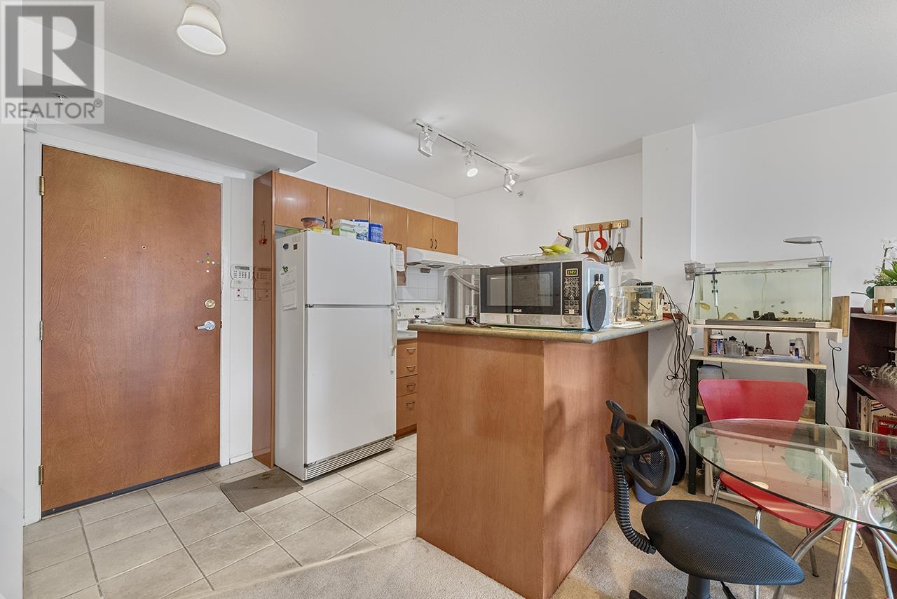 Listing Picture 4 of 21 : 305 2733 CHANDLERY PLACE, Vancouver / 溫哥華 - 魯藝地產 Yvonne Lu Group - MLS Medallion Club Member