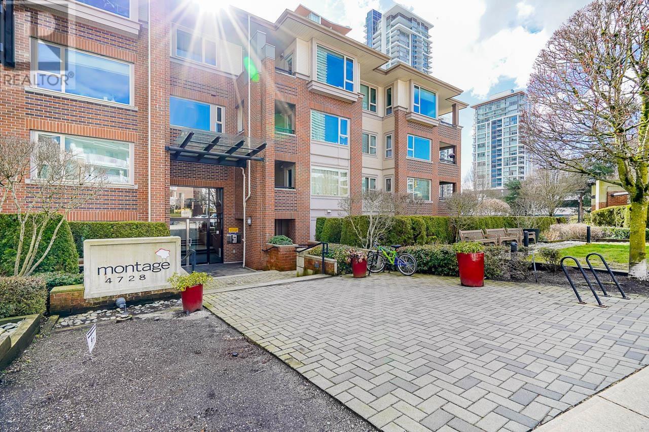 303 4728 DAWSON STREET, Burnaby