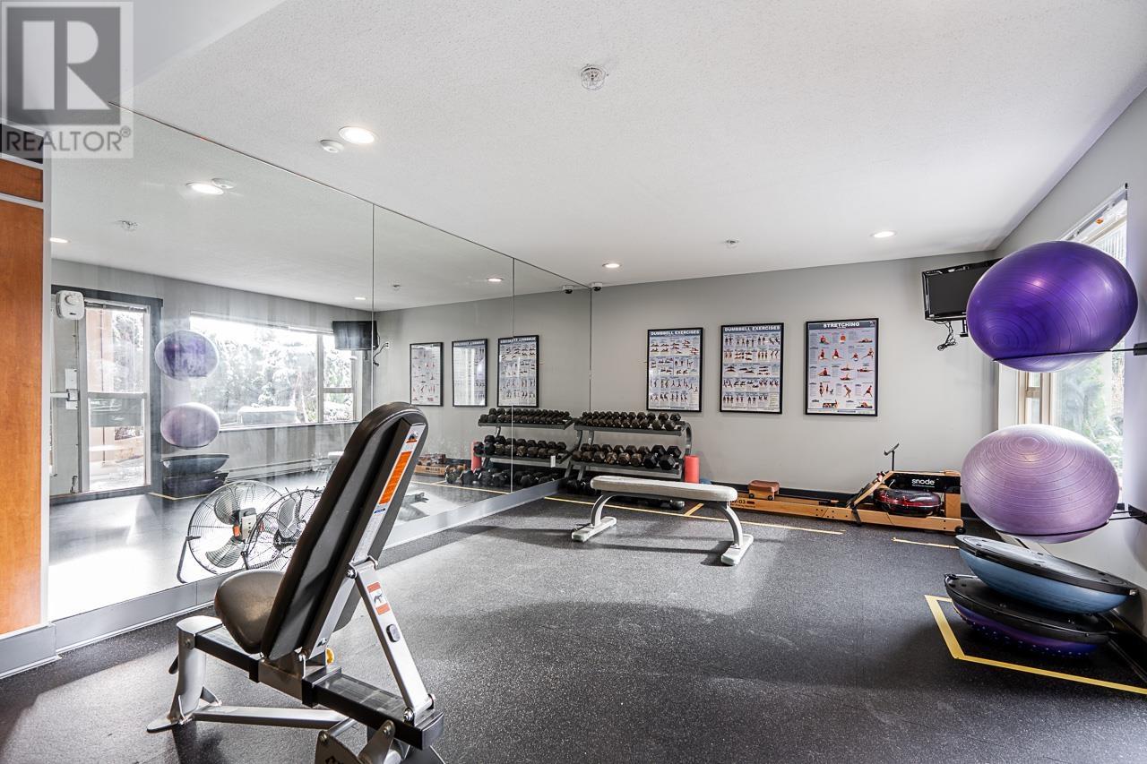 Listing Picture 29 of 30 : 303 4728 DAWSON STREET, Burnaby / 本拿比 - 魯藝地產 Yvonne Lu Group - MLS Medallion Club Member