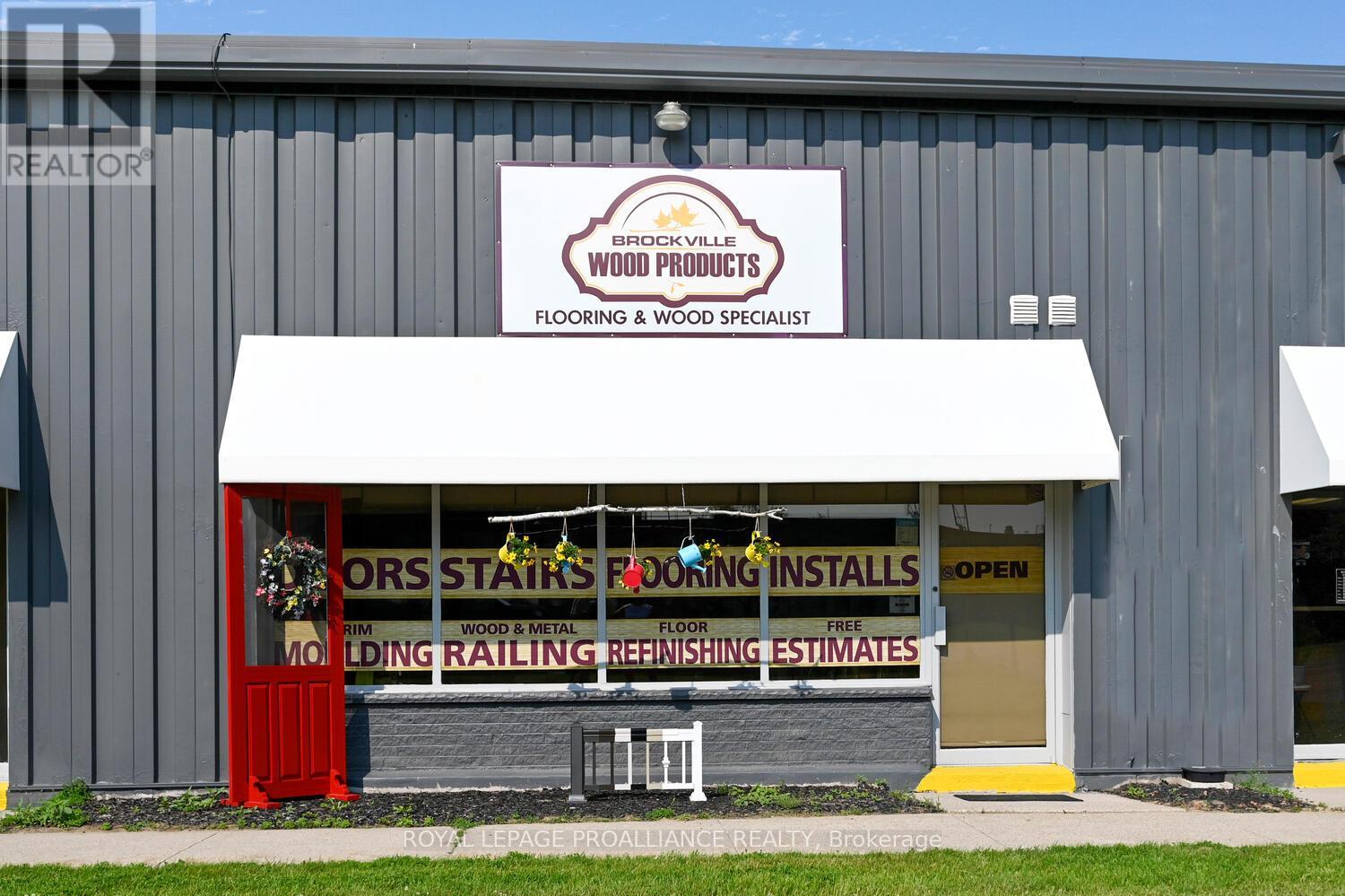 1185 California Avenue, Brockville, Ontario  K6V 7N5 - Photo 1 - X11960476