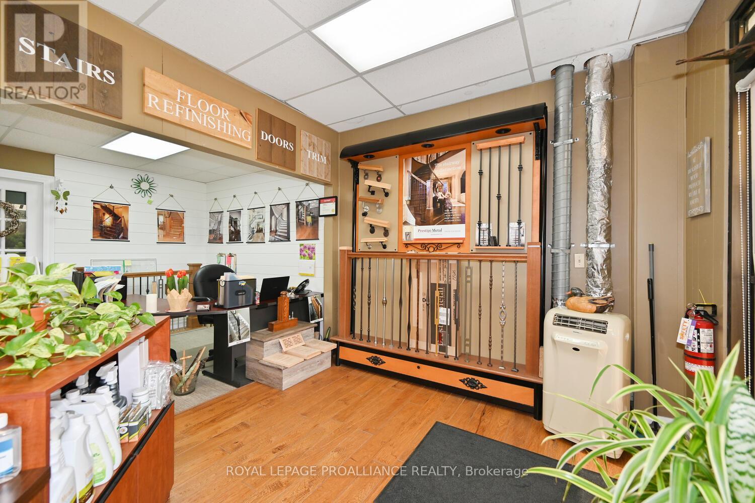 1185 California Avenue, Brockville, Ontario  K6V 7N5 - Photo 4 - X11960476