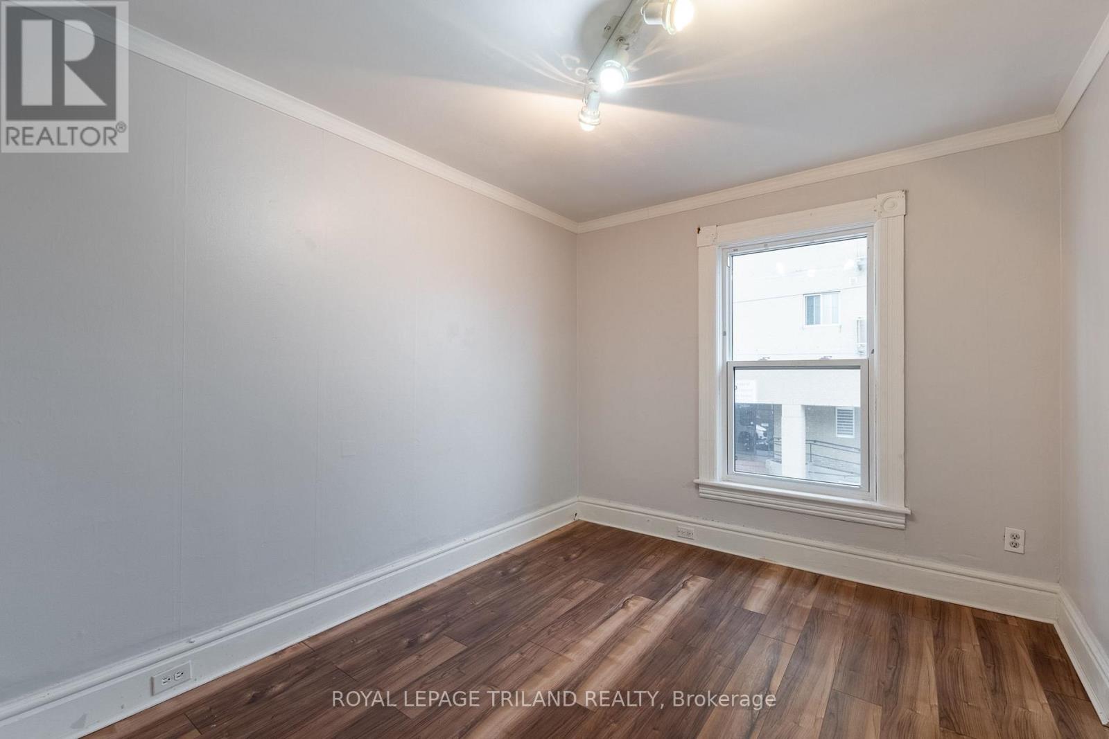 8 Metcalfe Street, St. Thomas, Ontario  N5R 3J9 - Photo 23 - X11960600