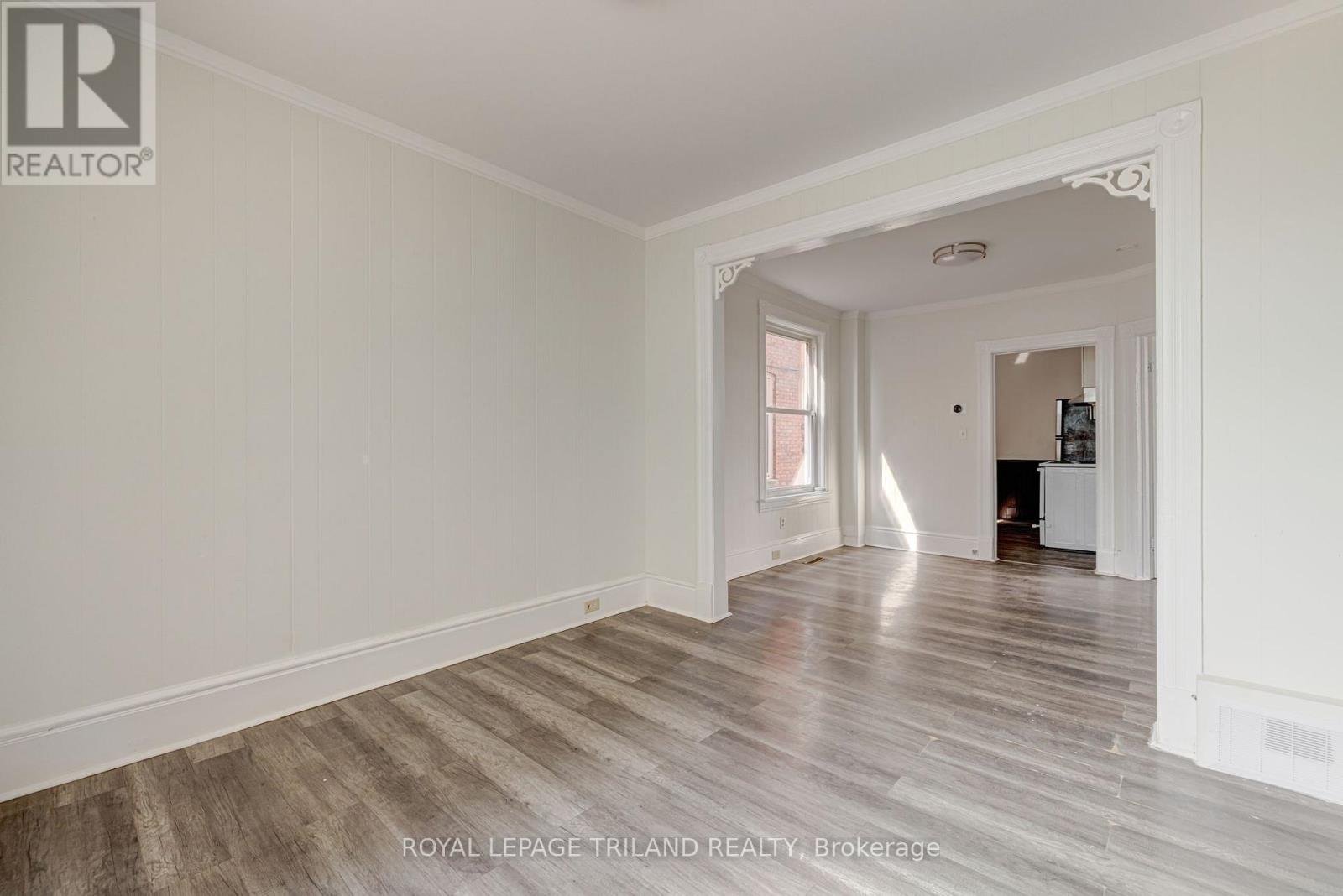 8 Metcalfe Street, St. Thomas, Ontario  N5R 3J9 - Photo 6 - X11960600