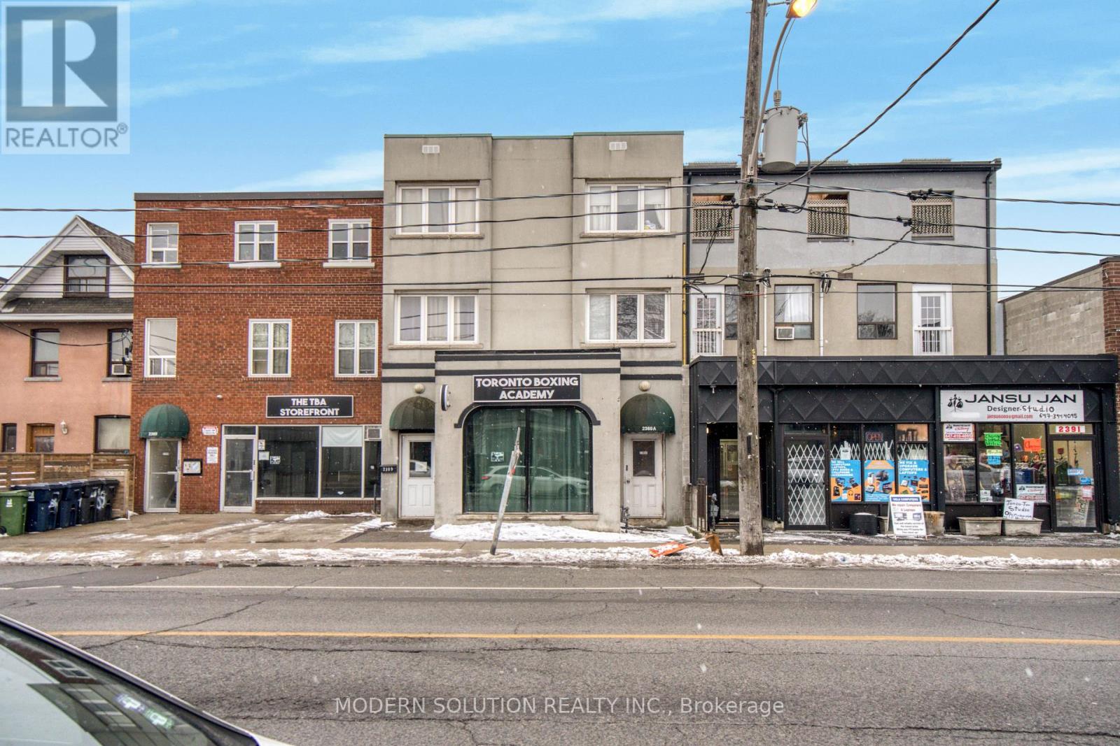 2-3 - 2389 ST. CLAIR AVENUE W, Toronto, Ontario