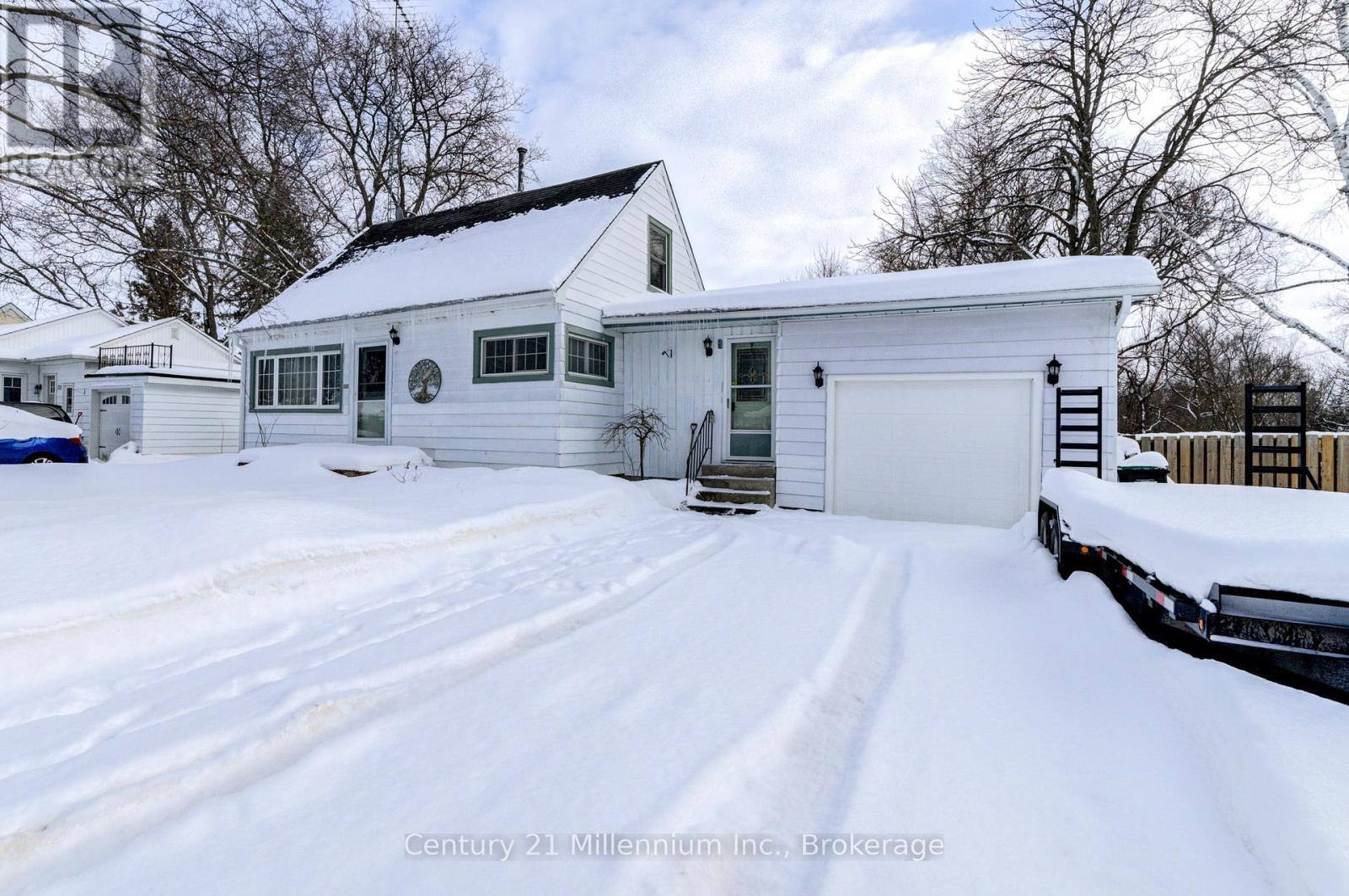 209 Kirkwood Drive, Clearview, Ontario  L0M 1S0 - Photo 1 - S11960586