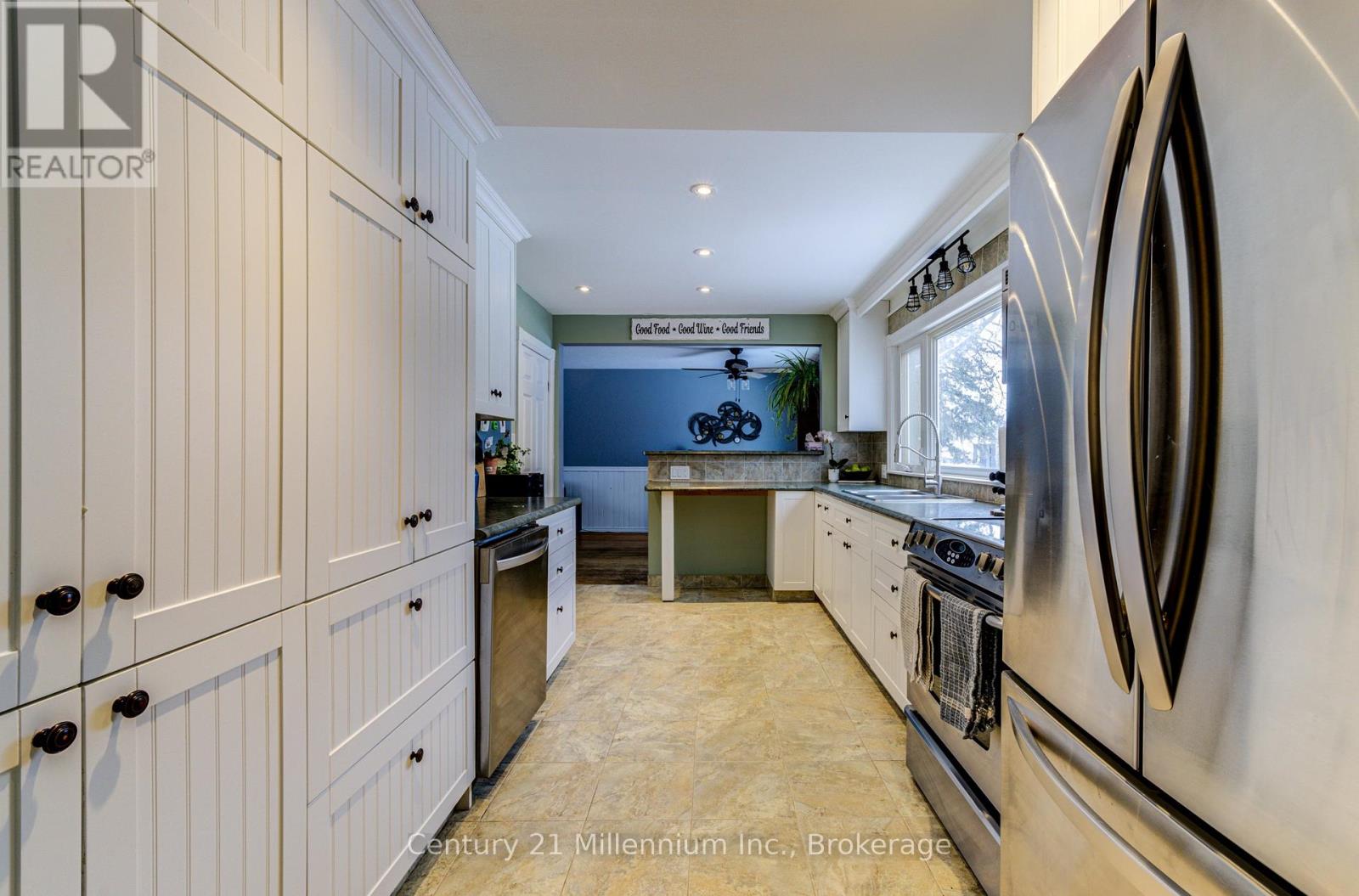 209 Kirkwood Drive, Clearview, Ontario  L0M 1S0 - Photo 11 - S11960586