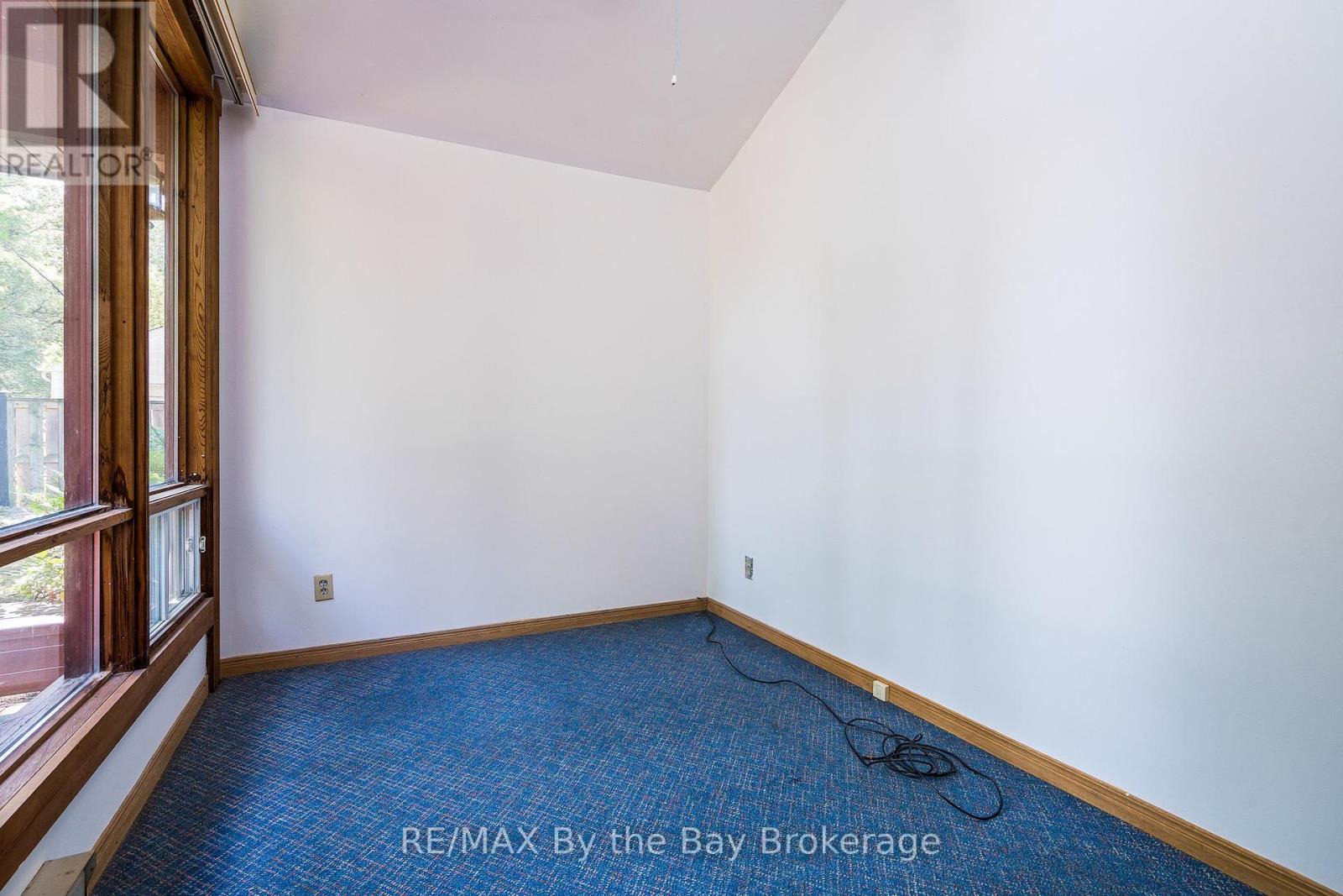 156 Santos Lane, Wasaga Beach, Ontario  L9Z 2M1 - Photo 10 - S11922001