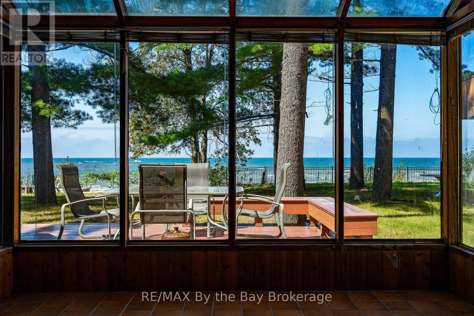 156 Santos Lane, Wasaga Beach, Ontario  L9Z 2M1 - Photo 11 - S11922001