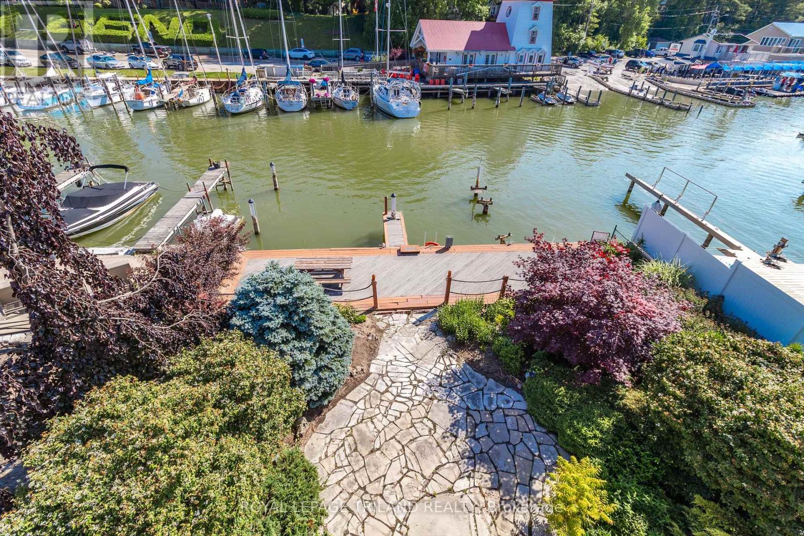 19 Shady Lane, Lambton Shores, Ontario  N0M 1T0 - Photo 25 - X11955697