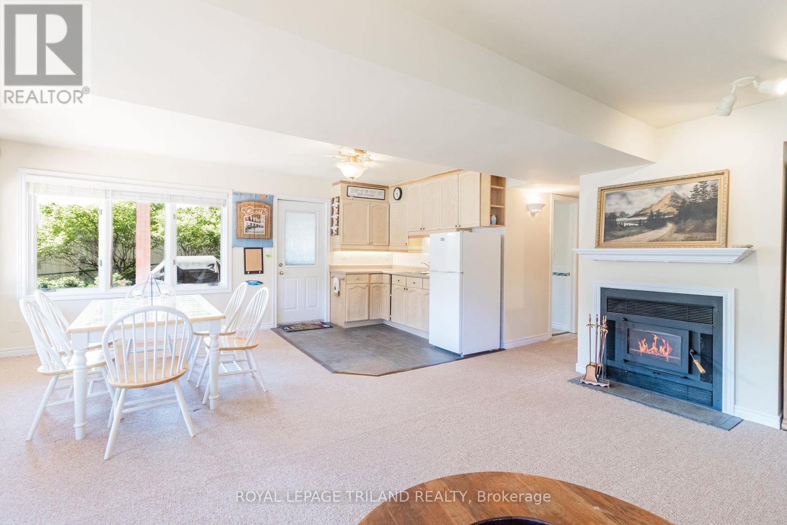 19 Shady Lane, Lambton Shores, Ontario  N0M 1T0 - Photo 28 - X11955697