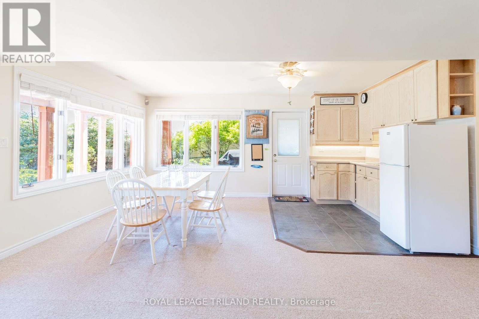 19 Shady Lane, Lambton Shores, Ontario  N0M 1T0 - Photo 29 - X11955697