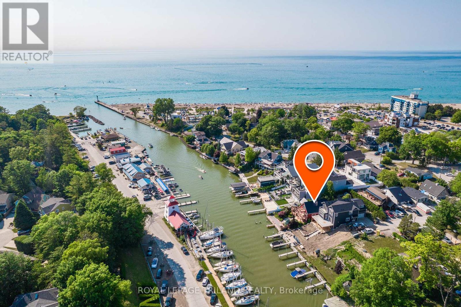 19 Shady Lane, Lambton Shores, Ontario  N0M 1T0 - Photo 33 - X11955697