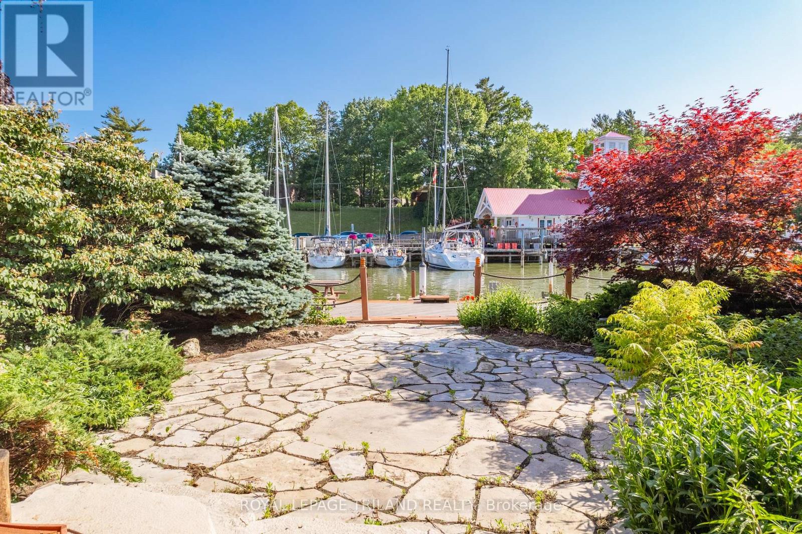 19 Shady Lane, Lambton Shores, Ontario  N0M 1T0 - Photo 37 - X11955697