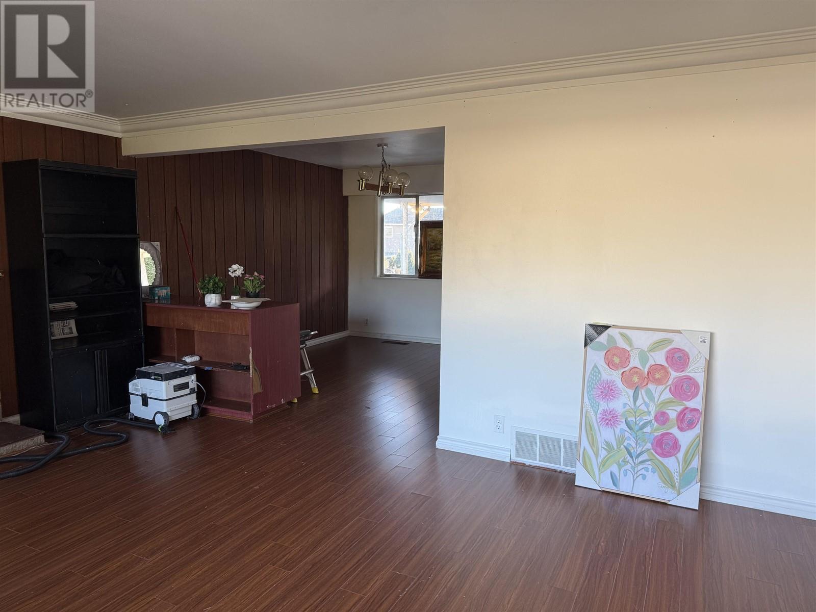 Listing Picture 4 of 9 : 11220 KING ROAD, Richmond / 烈治文 - 魯藝地產 Yvonne Lu Group - MLS Medallion Club Member