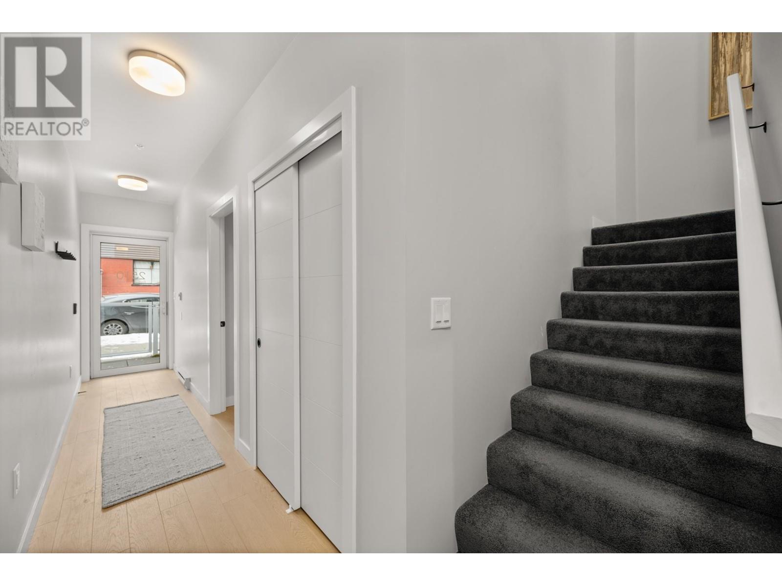 2510 Fraser Street, Vancouver, British Columbia  V5T 3V4 - Photo 6 - R2964291