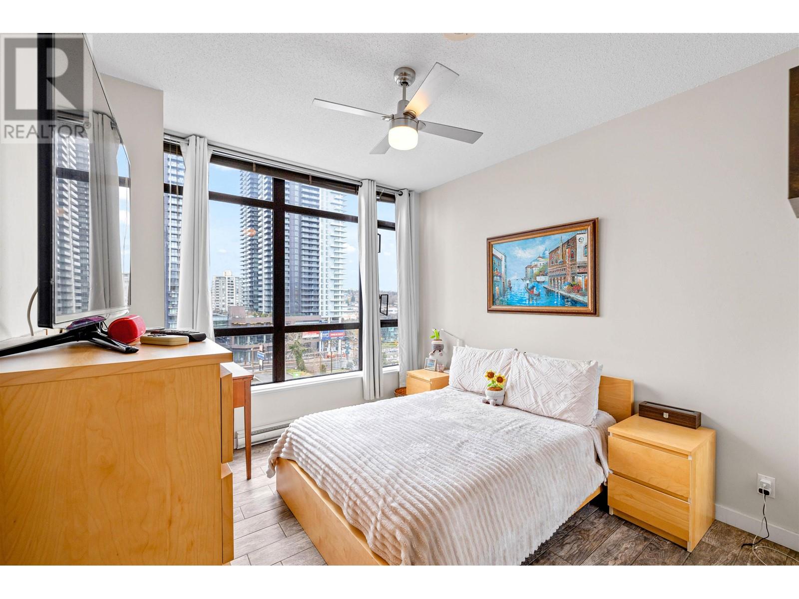 Listing Picture 20 of 34 : 706 4132 HALIFAX STREET, Burnaby / 本拿比 - 魯藝地產 Yvonne Lu Group - MLS Medallion Club Member