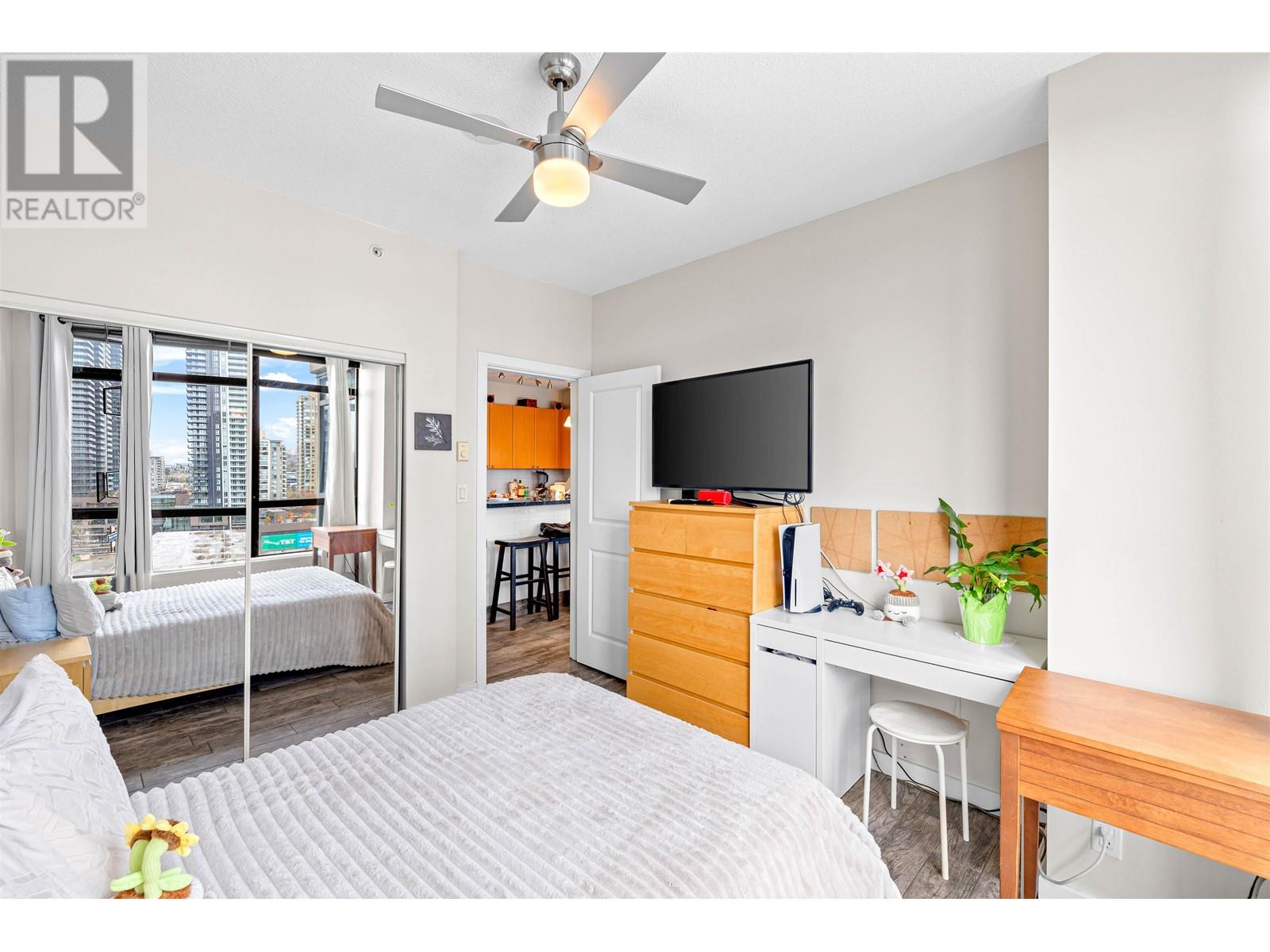 Listing Picture 23 of 34 : 706 4132 HALIFAX STREET, Burnaby / 本拿比 - 魯藝地產 Yvonne Lu Group - MLS Medallion Club Member