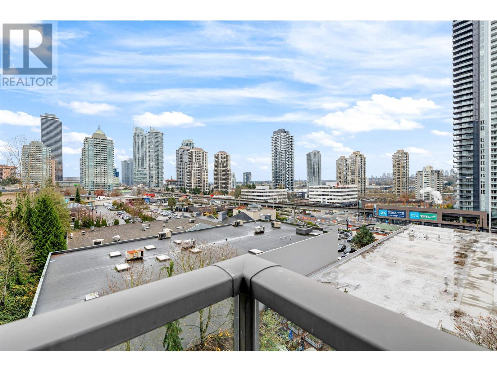 Listing Picture 29 of 34 : 706 4132 HALIFAX STREET, Burnaby / 本拿比 - 魯藝地產 Yvonne Lu Group - MLS Medallion Club Member