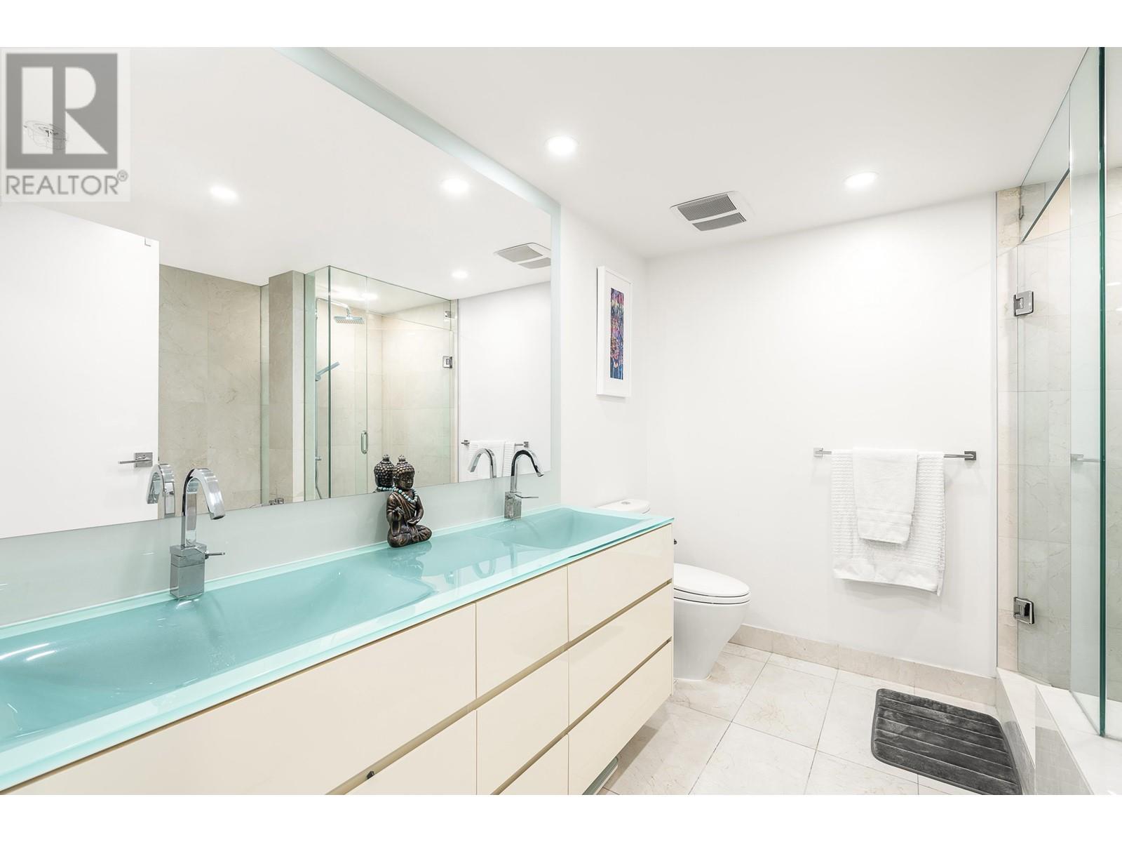 Listing Picture 17 of 40 : 2603 8 SMITHE MEWS, Vancouver / 溫哥華 - 魯藝地產 Yvonne Lu Group - MLS Medallion Club Member