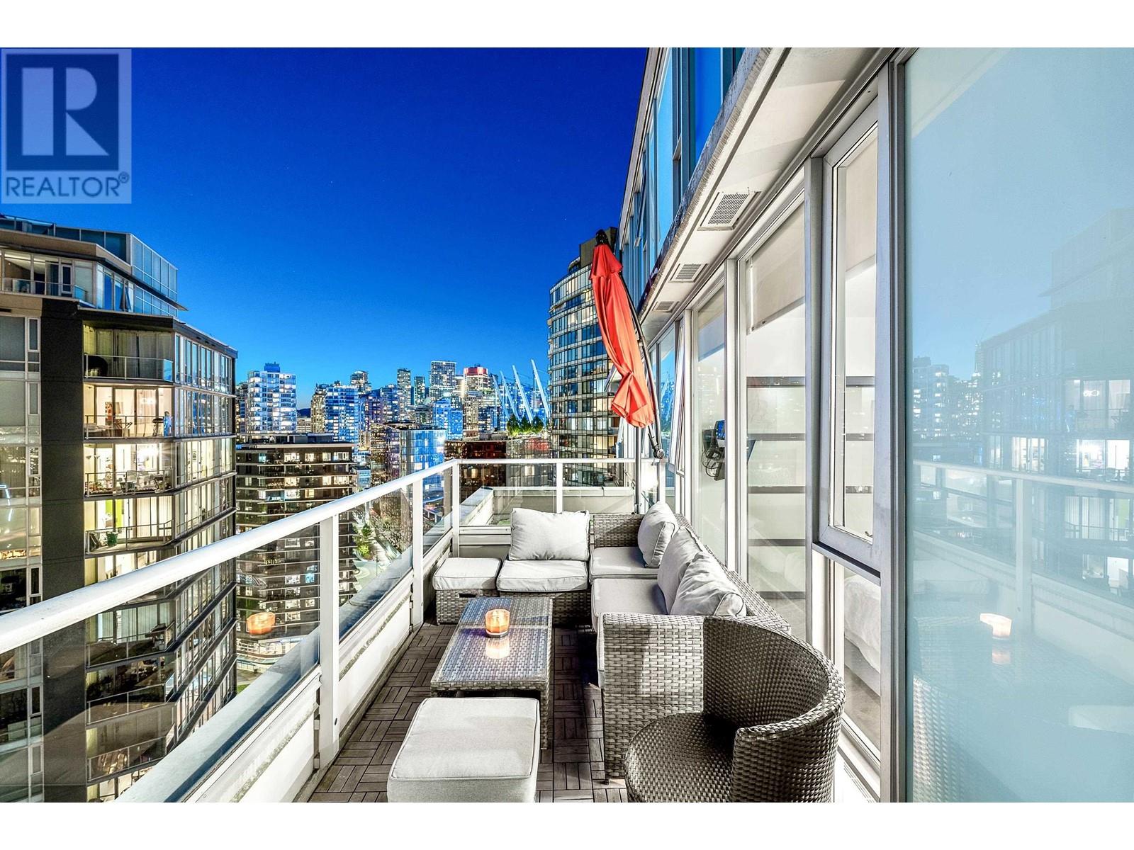 Listing Picture 22 of 40 : 2603 8 SMITHE MEWS, Vancouver / 溫哥華 - 魯藝地產 Yvonne Lu Group - MLS Medallion Club Member