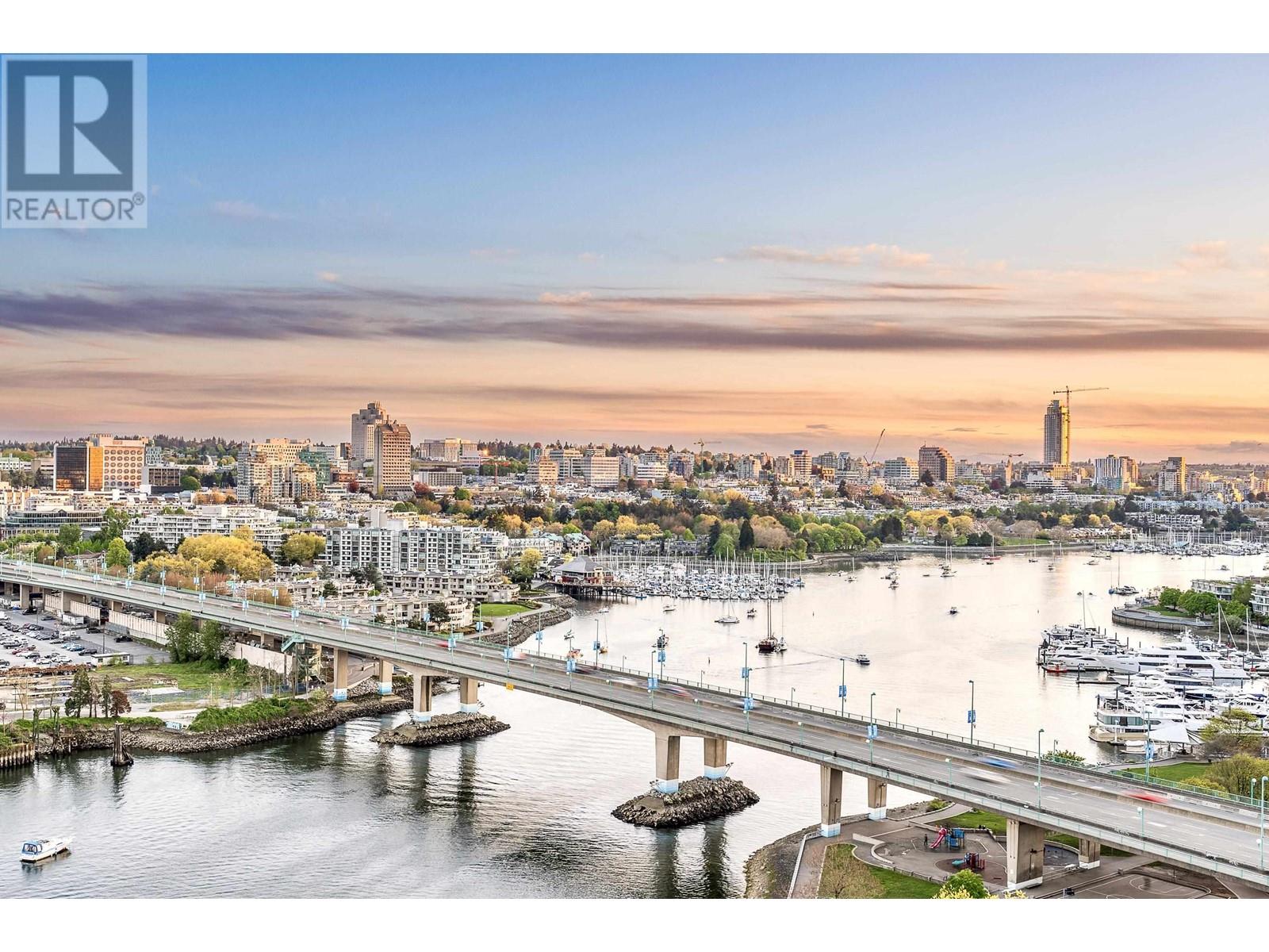 Listing Picture 27 of 40 : 2603 8 SMITHE MEWS, Vancouver / 溫哥華 - 魯藝地產 Yvonne Lu Group - MLS Medallion Club Member