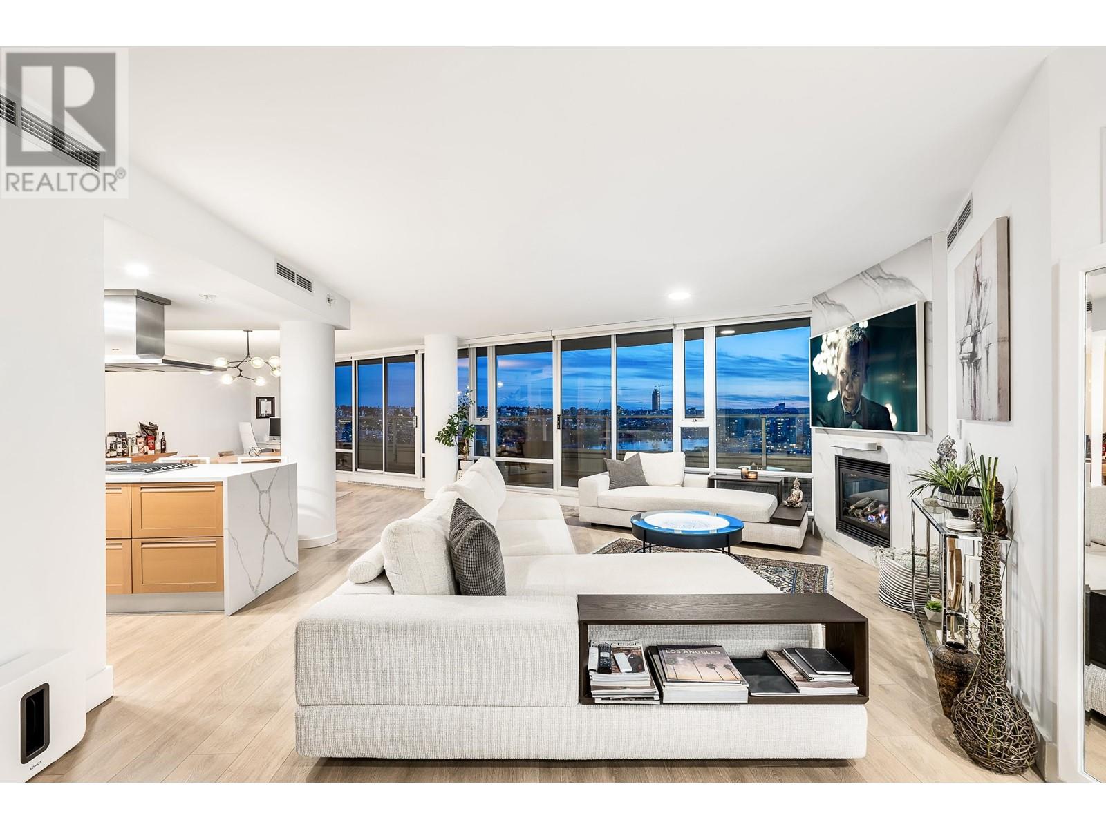 Listing Picture 5 of 40 : 2603 8 SMITHE MEWS, Vancouver / 溫哥華 - 魯藝地產 Yvonne Lu Group - MLS Medallion Club Member