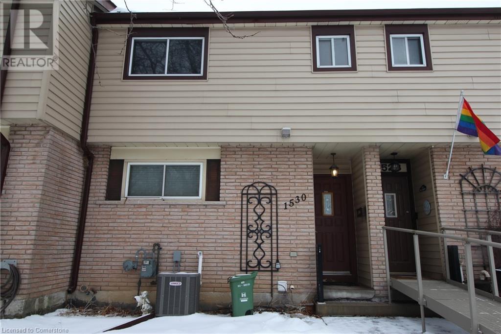 1530 GARTH Street, Hamilton, Ontario