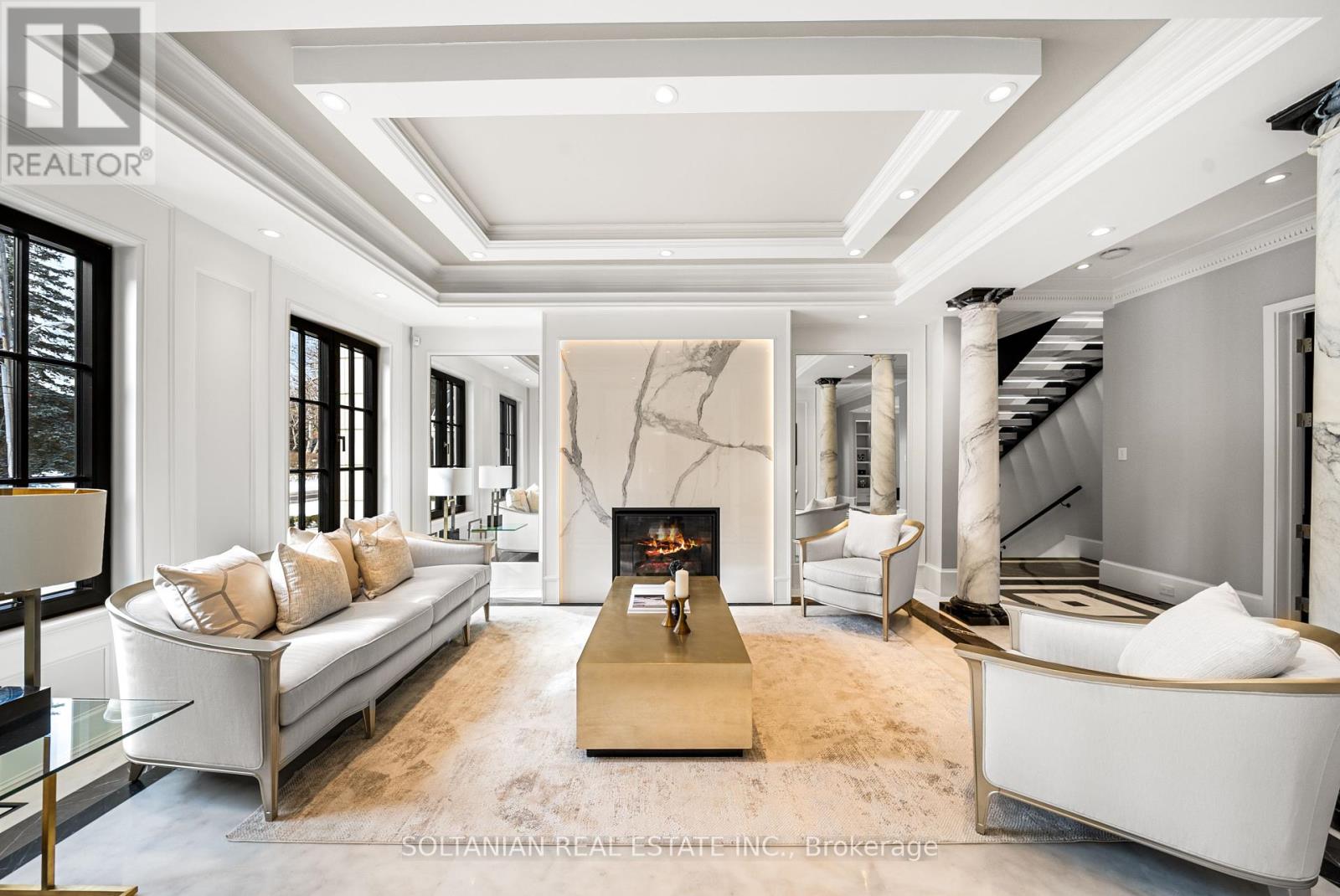 Property at 28 BAYVIEW RIDGE image 3