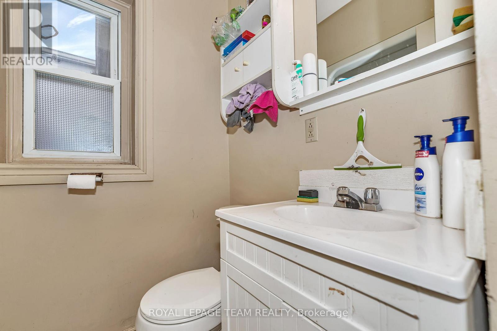 21 Raymond Street, Ottawa, Ontario  K1R 7A1 - Photo 11 - X11905986