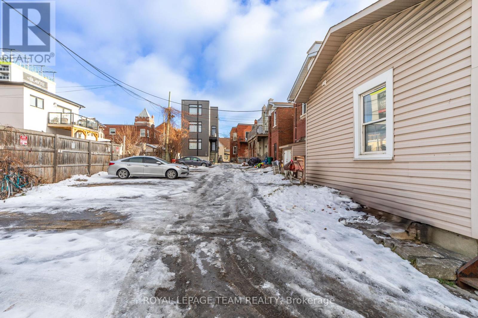 21 Raymond Street, Ottawa, Ontario  K1R 7A1 - Photo 3 - X11905986