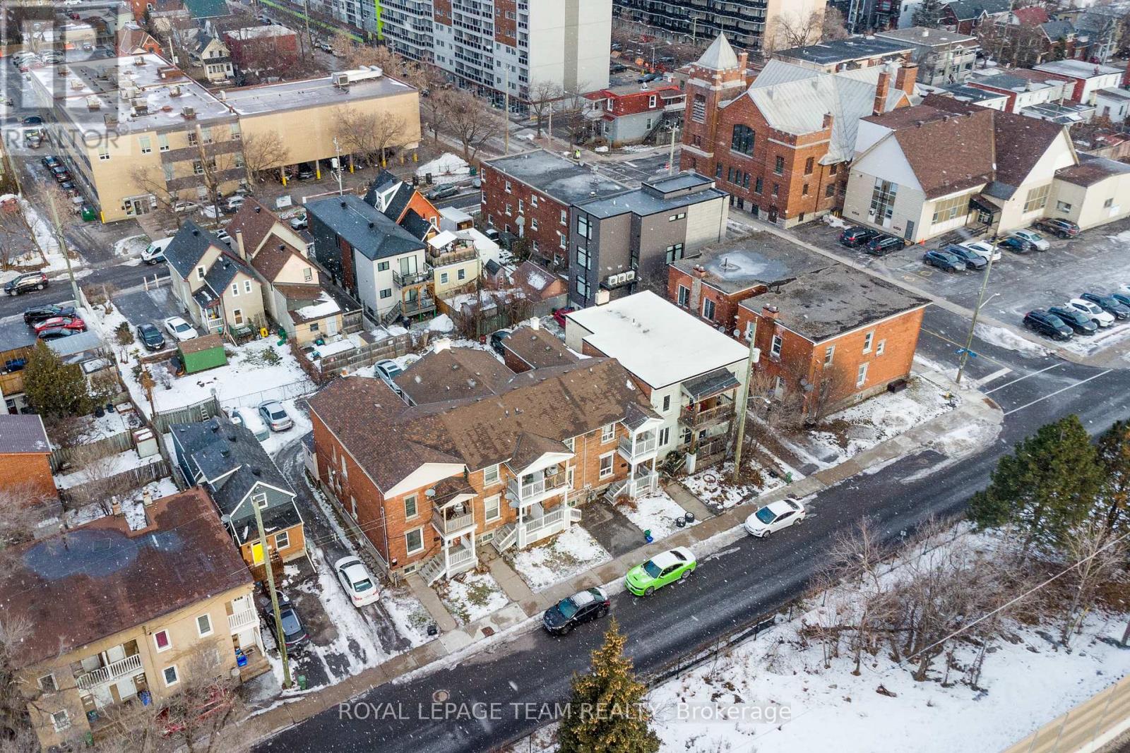 21 Raymond Street, Ottawa, Ontario  K1R 7A1 - Photo 5 - X11905986