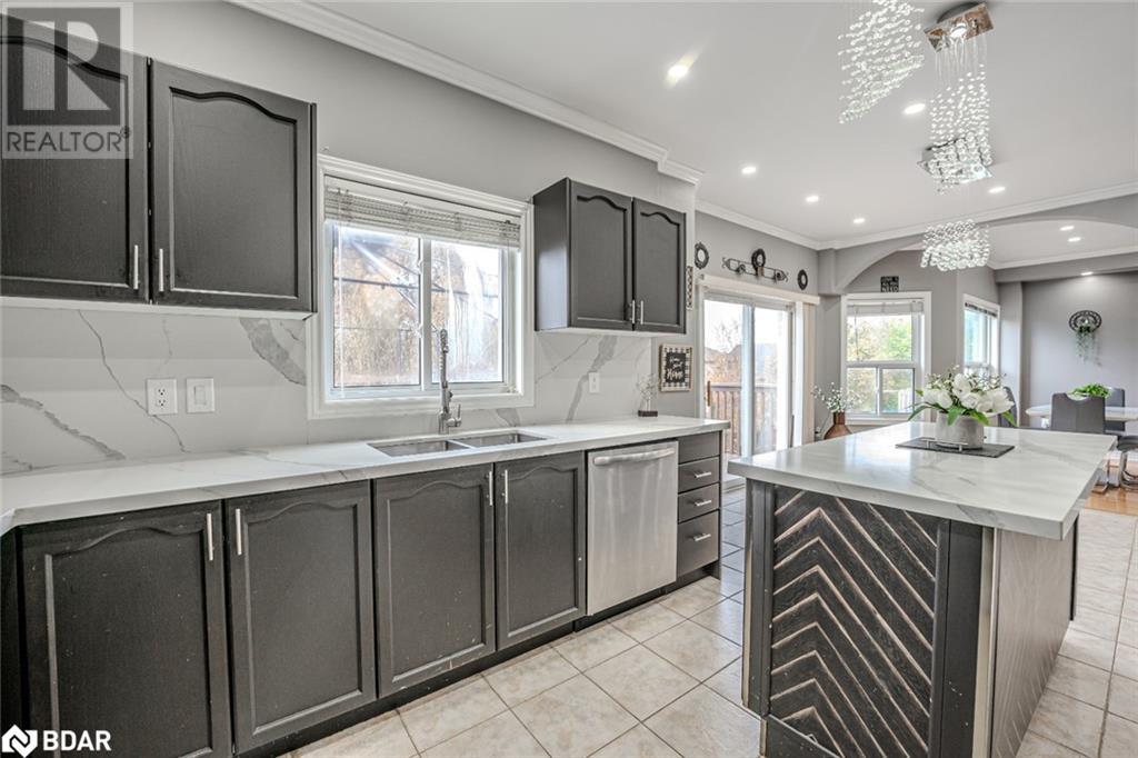 61 Carley Crescent, Barrie, Ontario  L4N 0M8 - Photo 6 - 40696852
