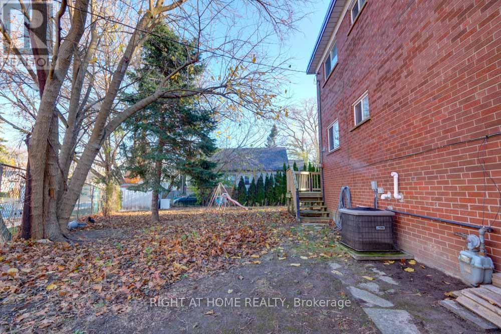 135 Queensbury Avenue, Toronto, Ontario  M1N 2X8 - Photo 19 - E11960762