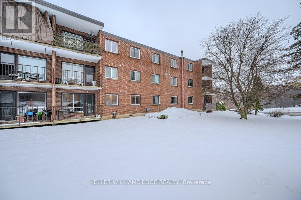 107 - 4 Avalon Place N, Kitchener, Ontario  N2M 4N6 - Photo 3 - X11960780