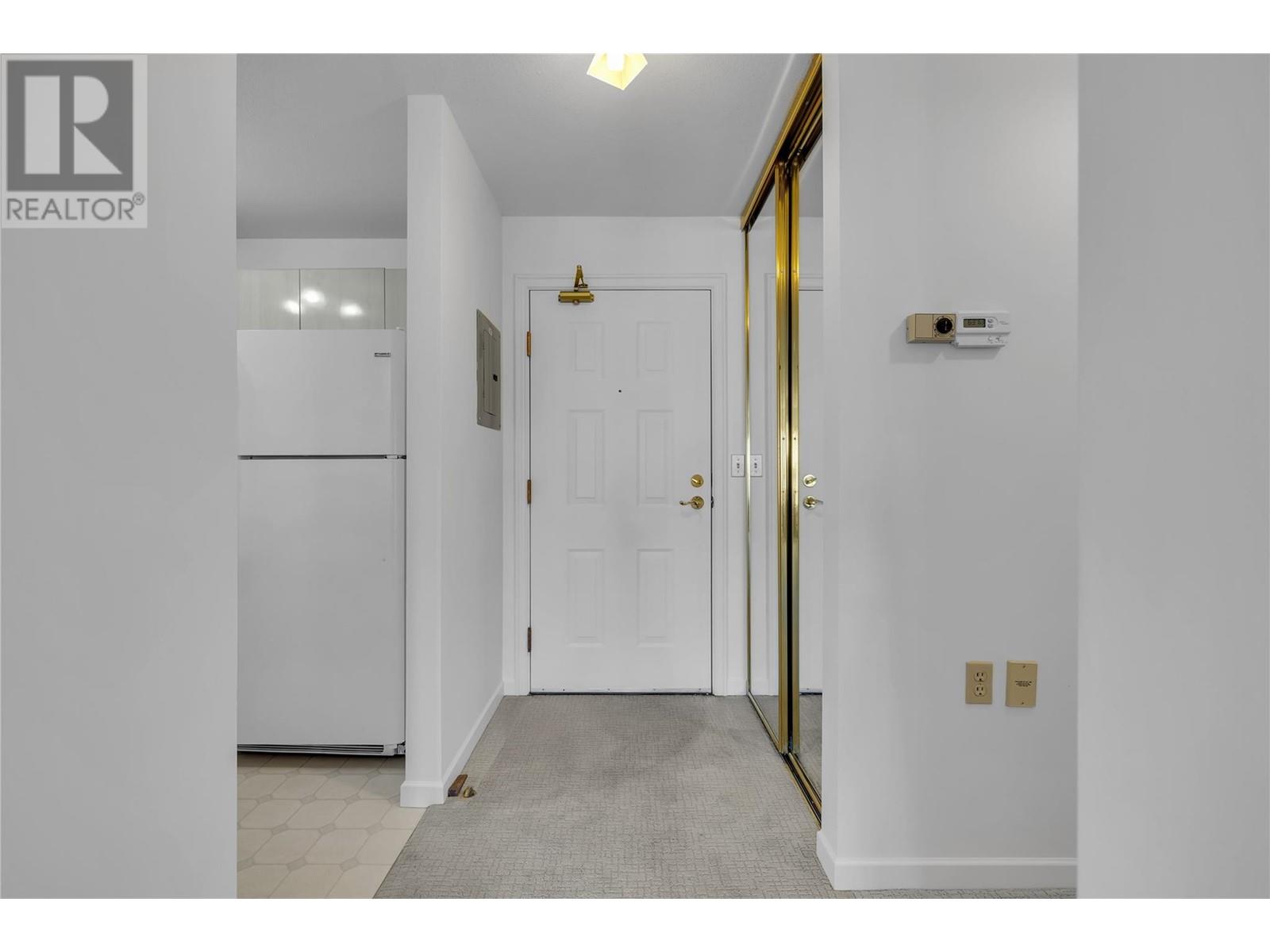 Property at 3157 Casorso Road Unit# 220 image 3