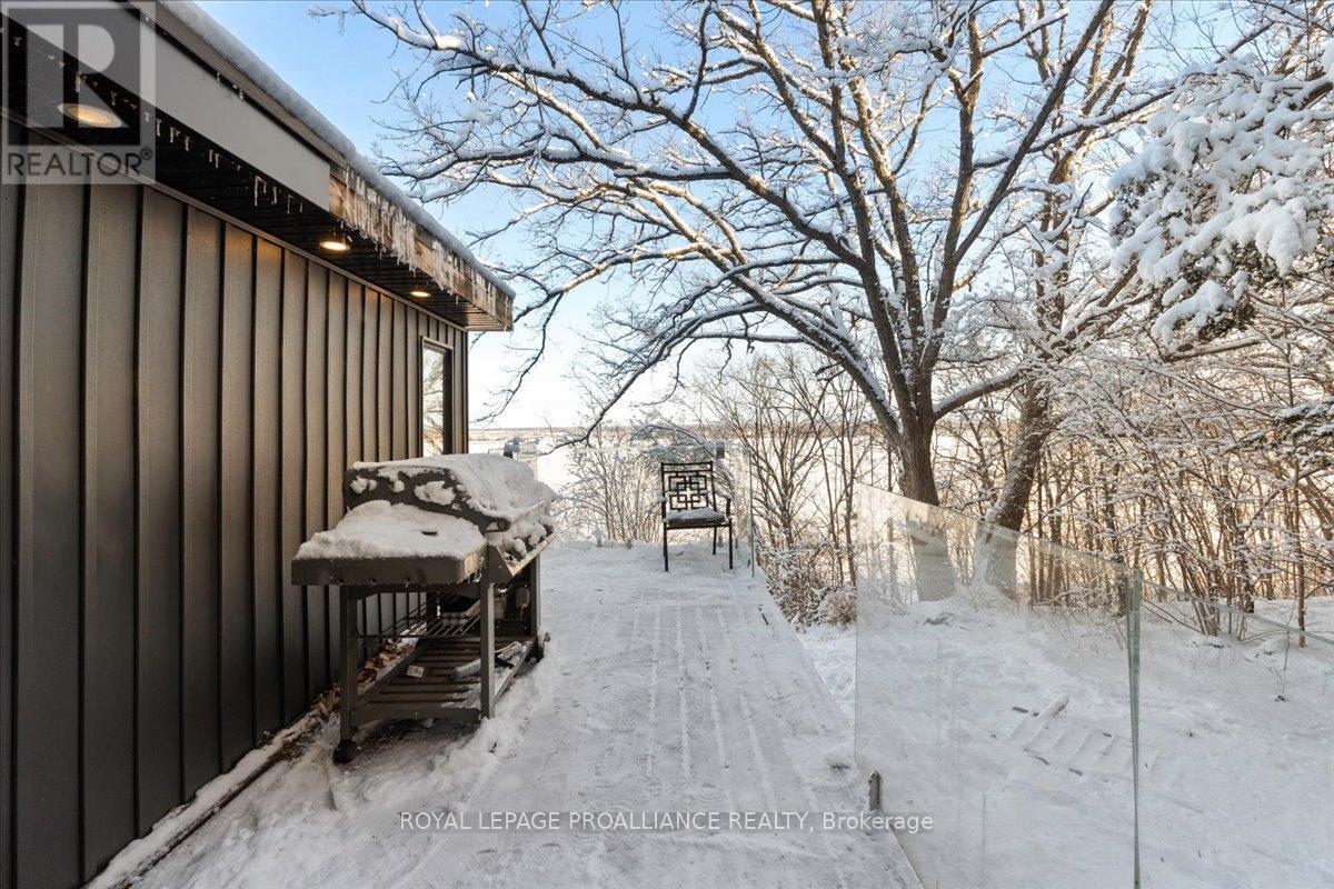 23 Sidney Shore Lane, Prince Edward County, Ontario  K0K 2T0 - Photo 35 - X11960851