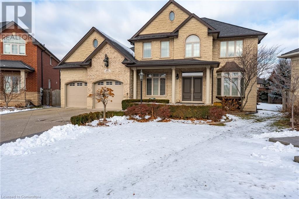 Property at 35 CHIARA Drive image 3