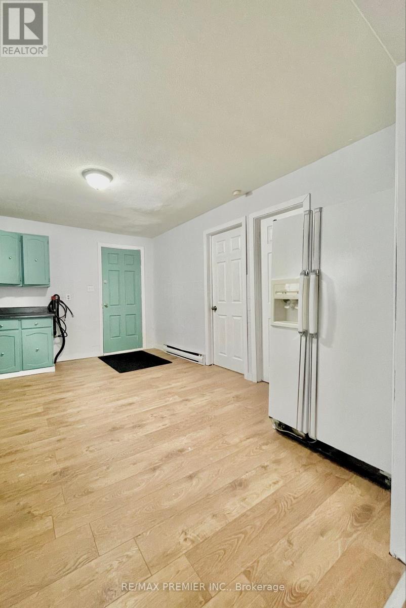 365 Bessie Avenue, Greater Sudbury (Sudbury), Ontario  P3C 4H6 - Photo 12 - X11960969